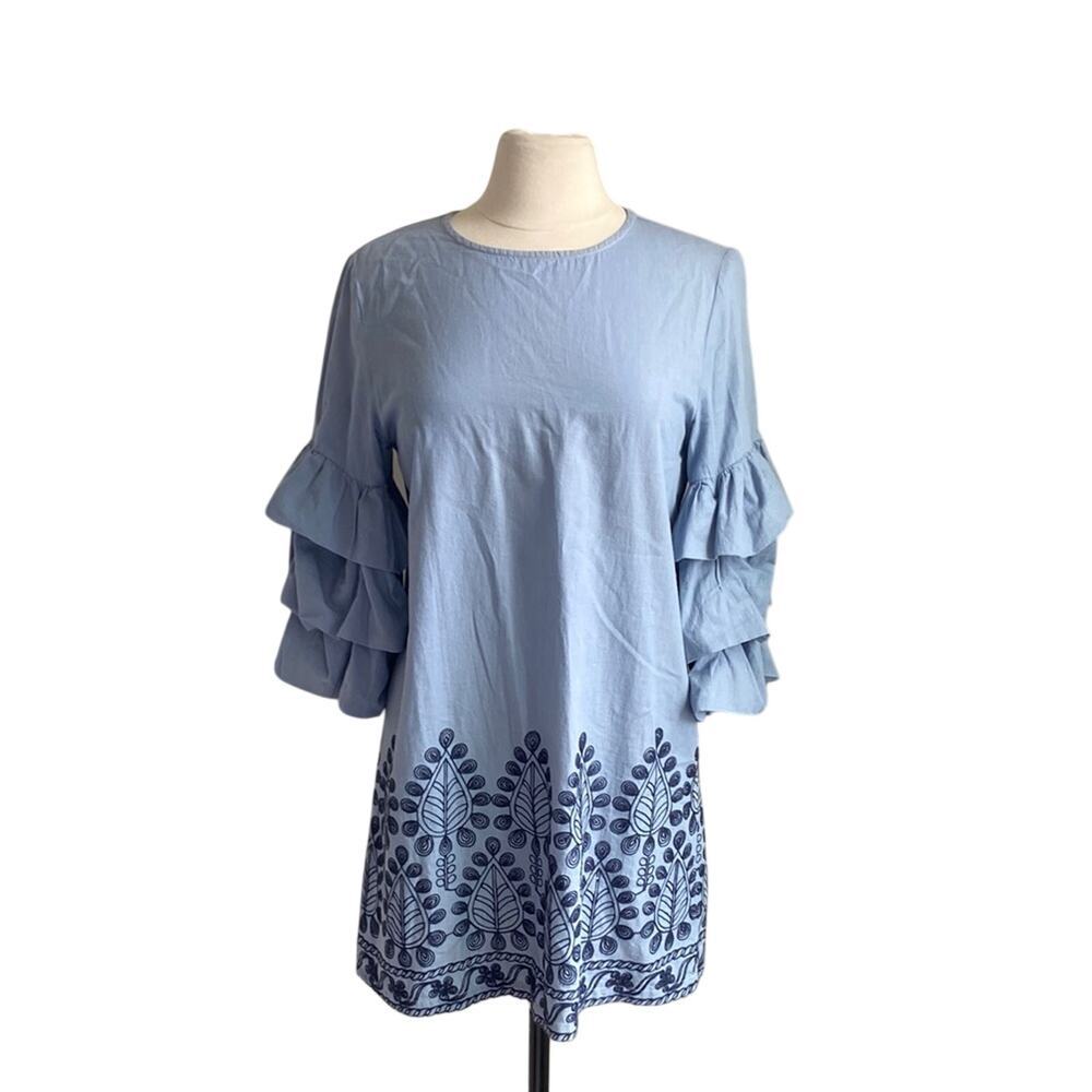 PAPER CRANE Ruffle Sleeve Dress Womens Sz Medium Blue Chambray Embroidered Hem